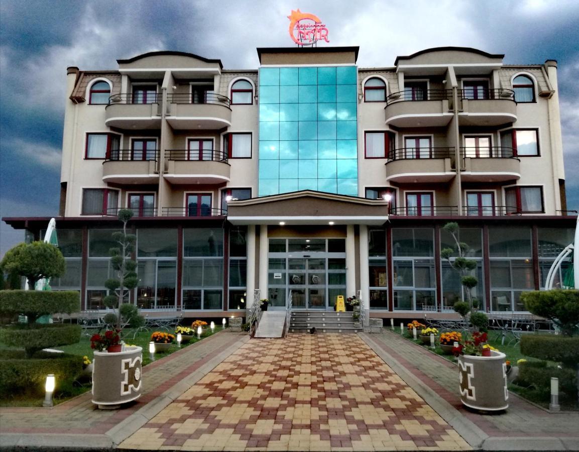 Hotel Nar Gevgelija Exteriör bild