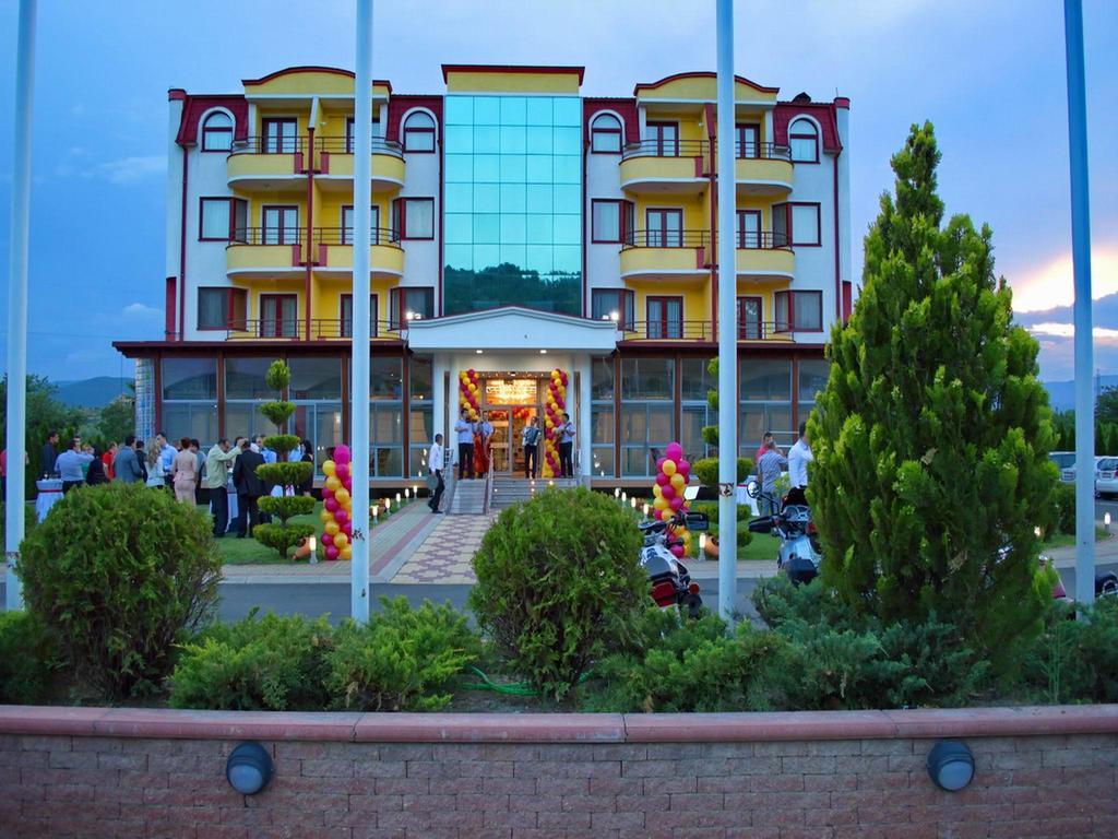 Hotel Nar Gevgelija Exteriör bild