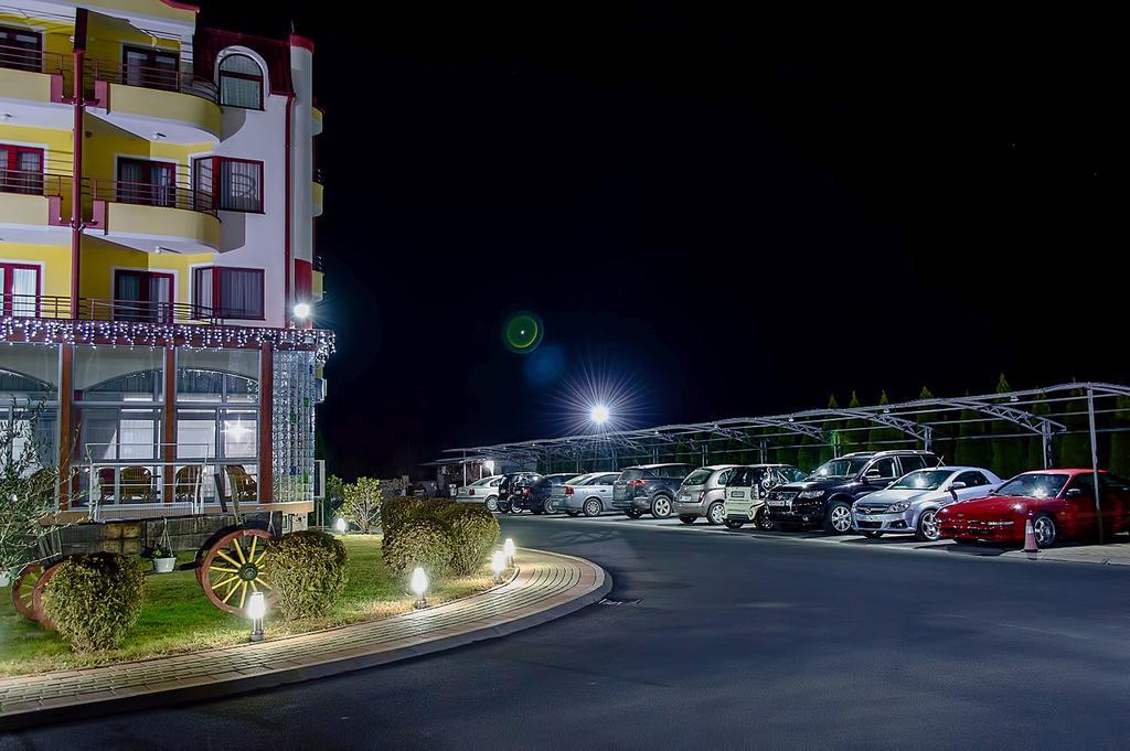 Hotel Nar Gevgelija Exteriör bild