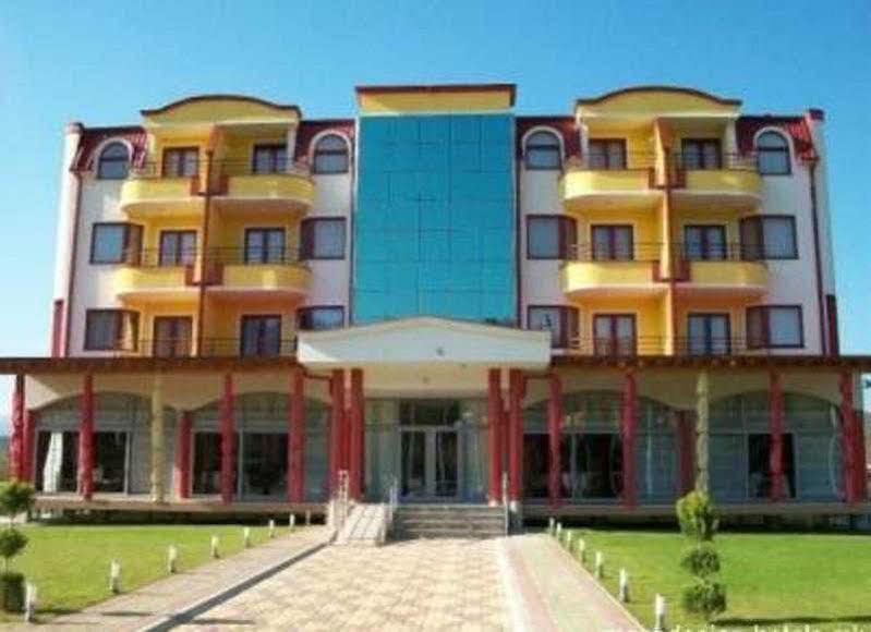 Hotel Nar Gevgelija Exteriör bild