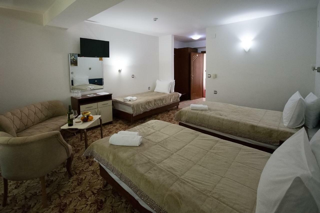 Hotel Nar Gevgelija Exteriör bild